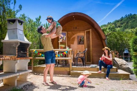 Glamping con Niños: Consejos para una experiencia inolvidable en familia.