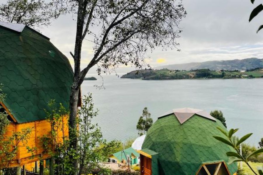 Glamping Domos del Lago Aquitania