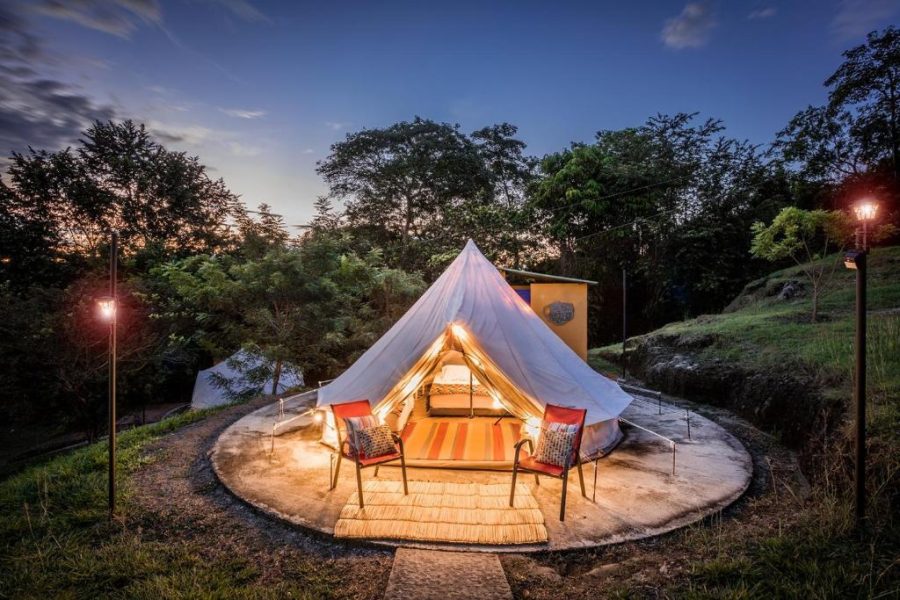 Mangoo Glamping